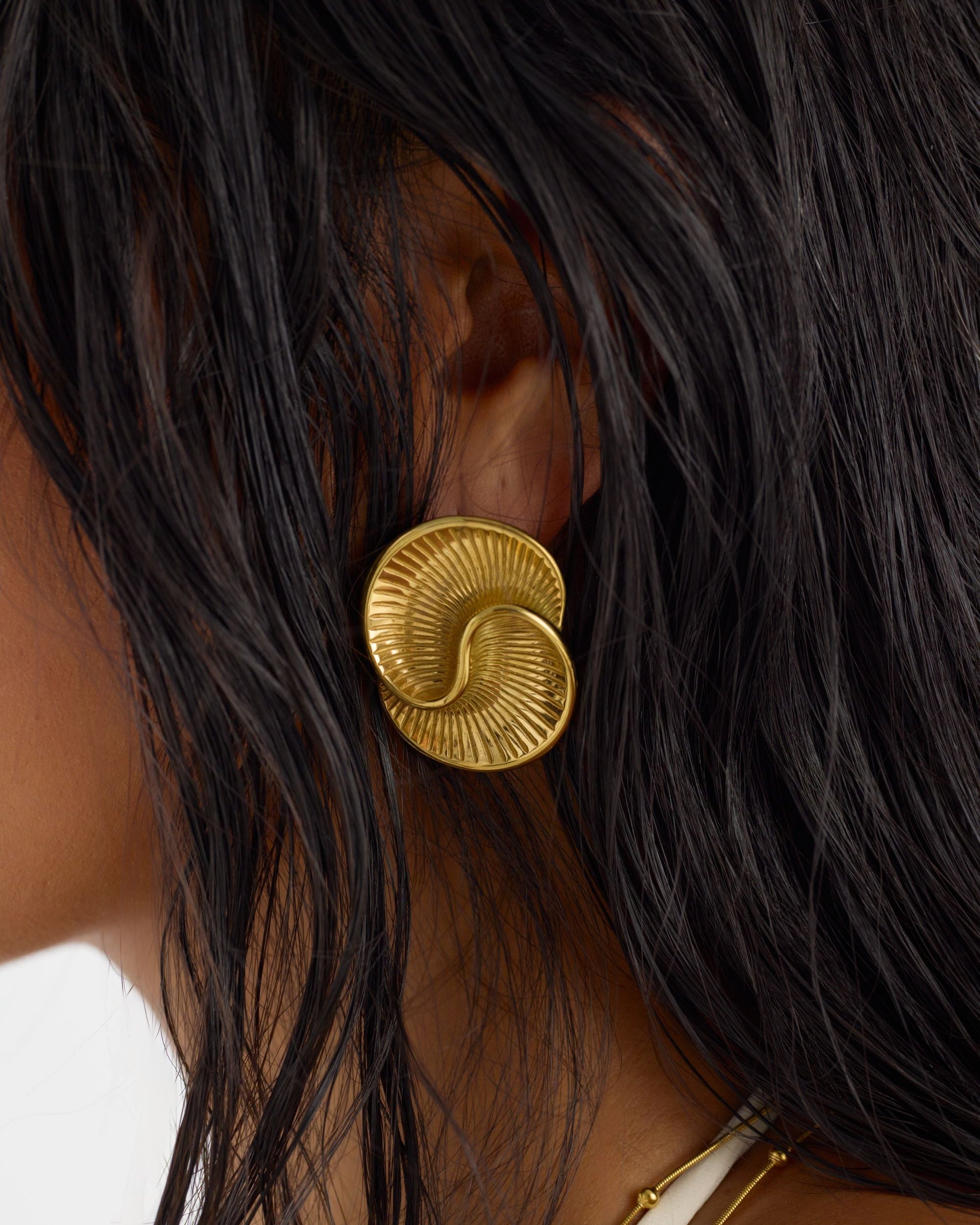Chunky textured 18K gold-plated stud earrings with spiral line detailing